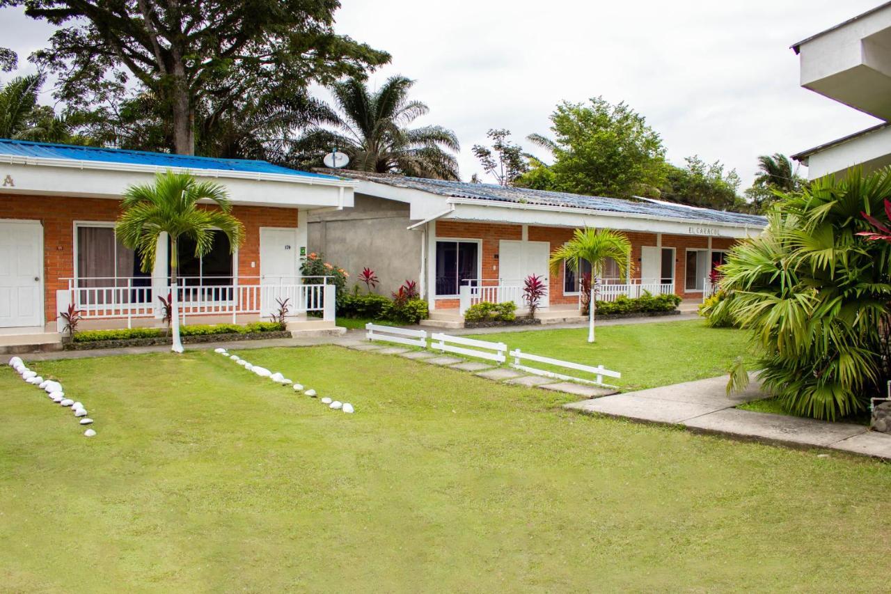 Hotel & Del Sol 4*